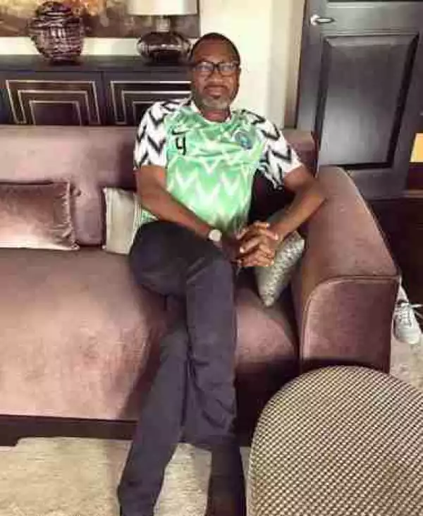 Billionaire Femi Otedola Rocks Nigerian Jersey, Davido Reacts